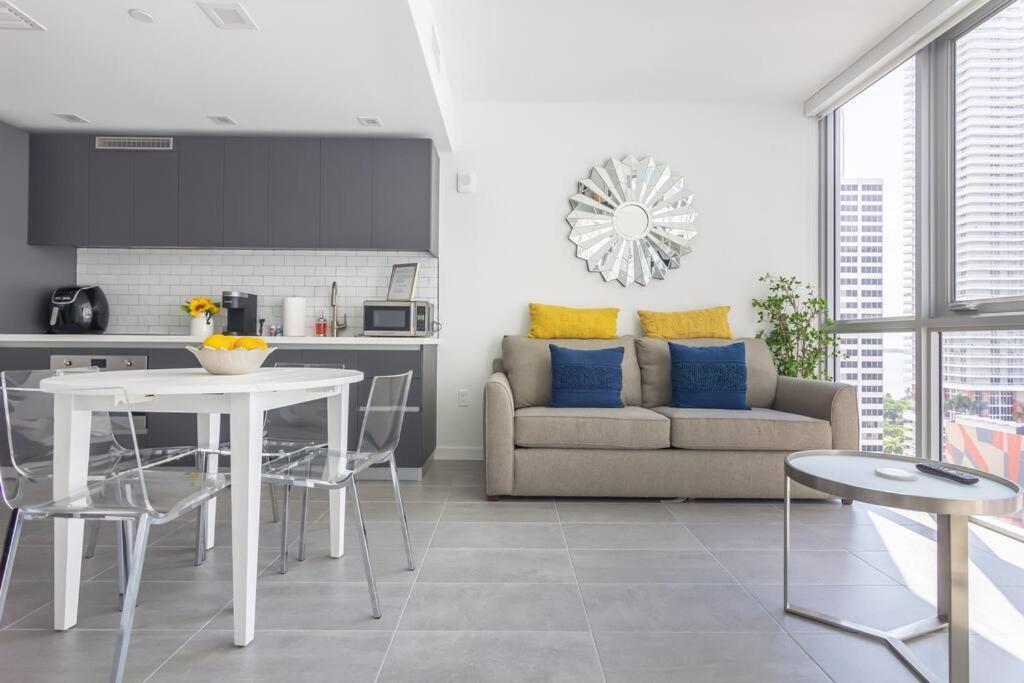 Amazing Condo In Downtown Miami/Brickell W/Parking Exterior foto