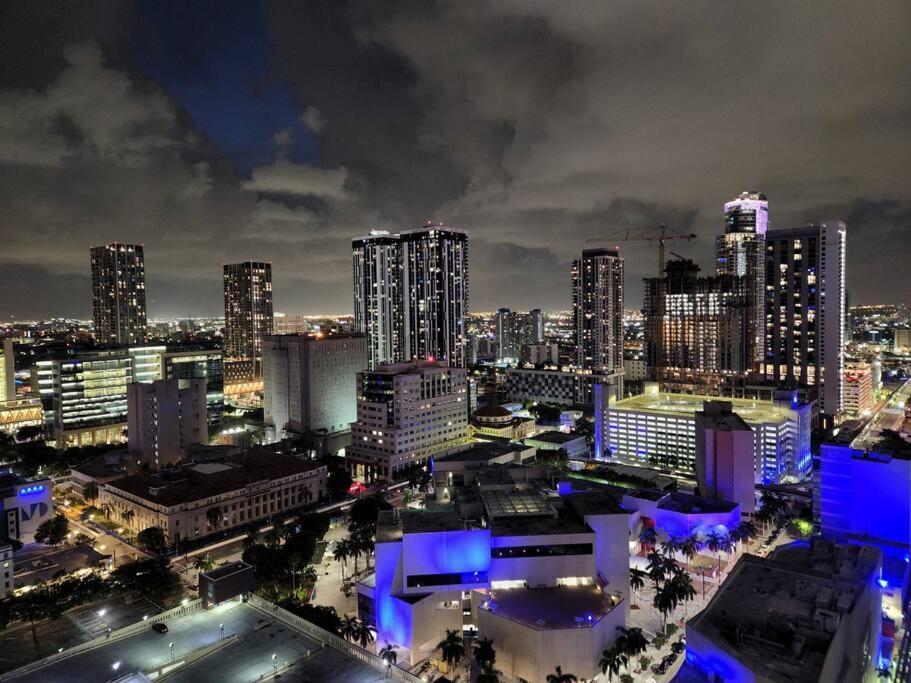 Amazing Condo In Downtown Miami/Brickell W/Parking Exterior foto